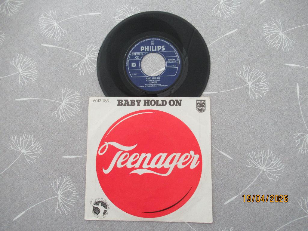 Teenager    Baby Hold On, 7 inch, Single, Ophalen of Verzenden, Zo goed als nieuw