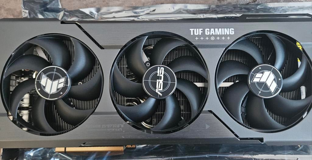 AMD Radeon RX 7800 XT OC Edition (16GB) – ASUS TUF Gaming, Computers en Software, Videokaarten, Ophalen of Verzenden, Zo goed als nieuw