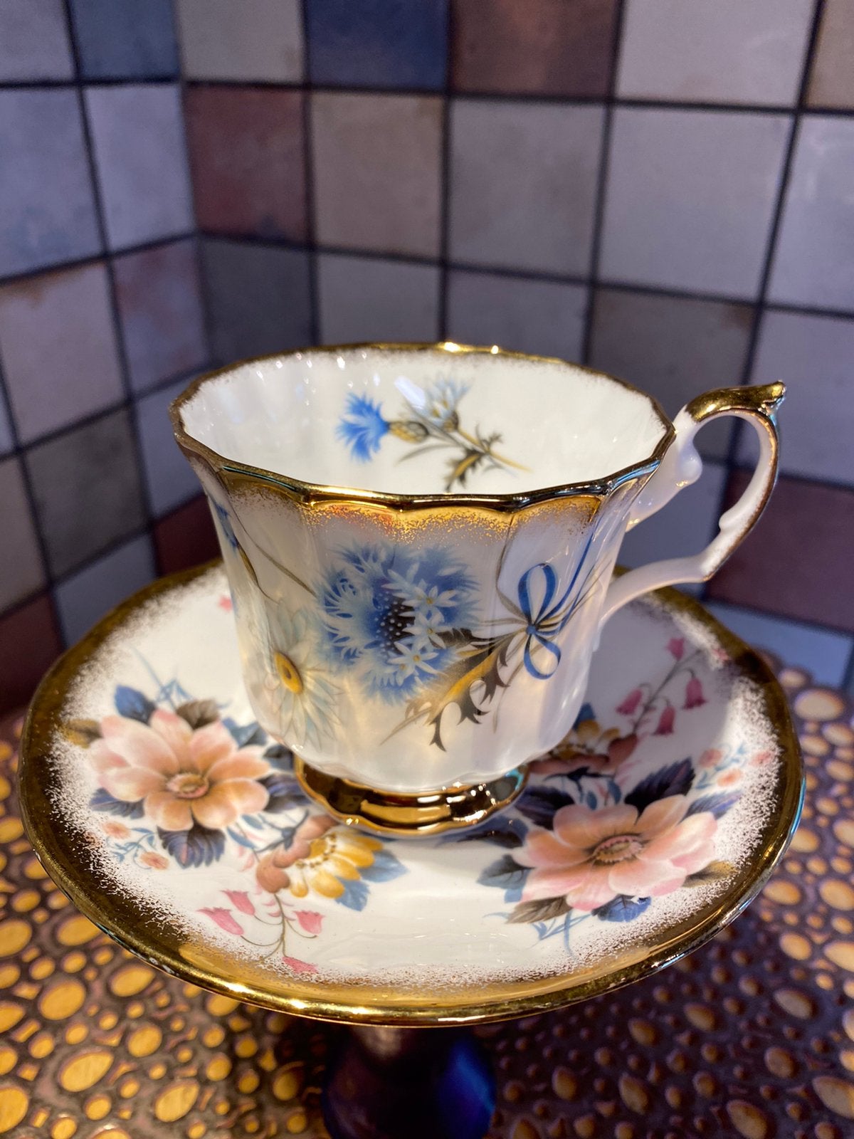 Elizabethan,fine bone China,vinntage kop en schotel,alsnieuw, Antiek en Kunst, Ophalen of Verzenden