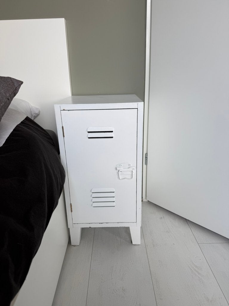 Wit houten nachtkastje / locker kastje, Ophalen, Gebruikt, Minder dan 45 cm, 55 tot 70 cm