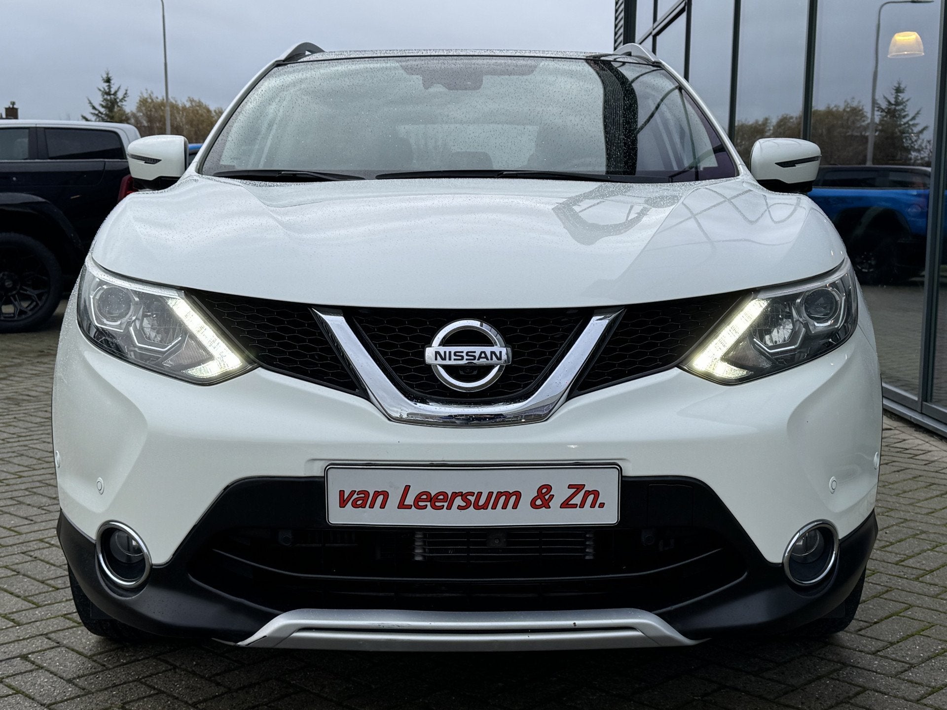 Foto 2 van Nissan QASHQAI 1.2 Tekna | Pano | Stoelverwarming | 360 grad