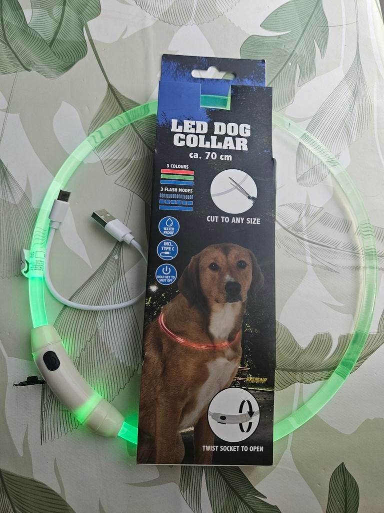 Led dog collar (licht halsband)nog nieuw, Dieren en Toebehoren, Ophalen of Verzenden, Nieuw