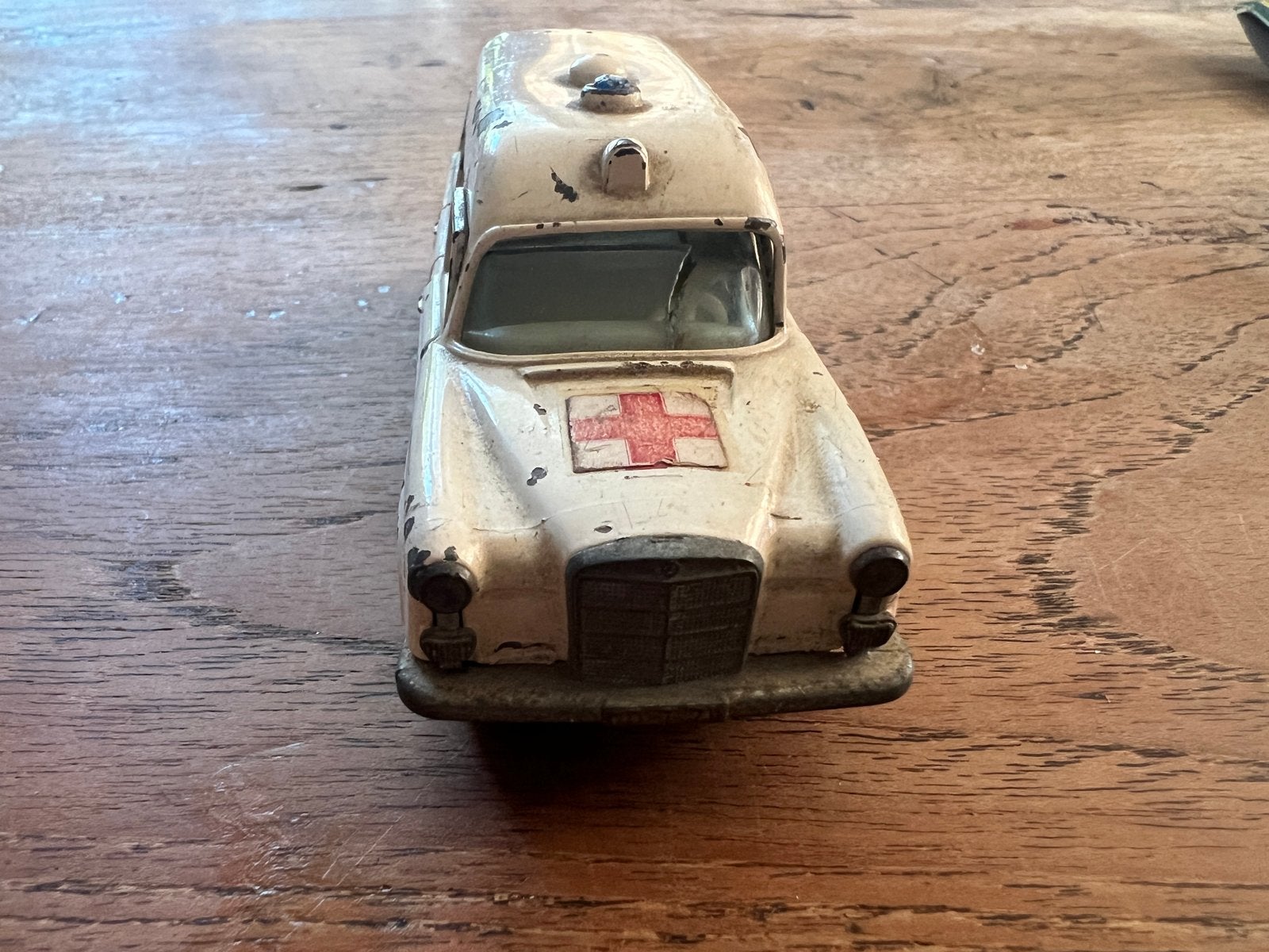Matchbox Kingsize K-6 Mercedes-Benz Ambulance 1966-1969, Verzenden, Gebruikt