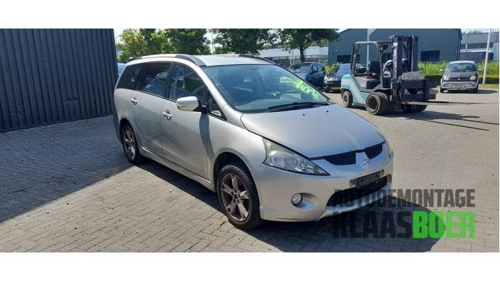 Voorbumper van een Mitsubishi Grandis (A17B), Gebruikt, -, -, Ophalen of Verzenden