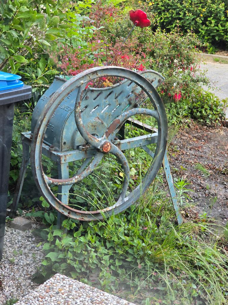 Metalen of ijzeren bieten machine, Ophalen, Gebruikt, IJzer