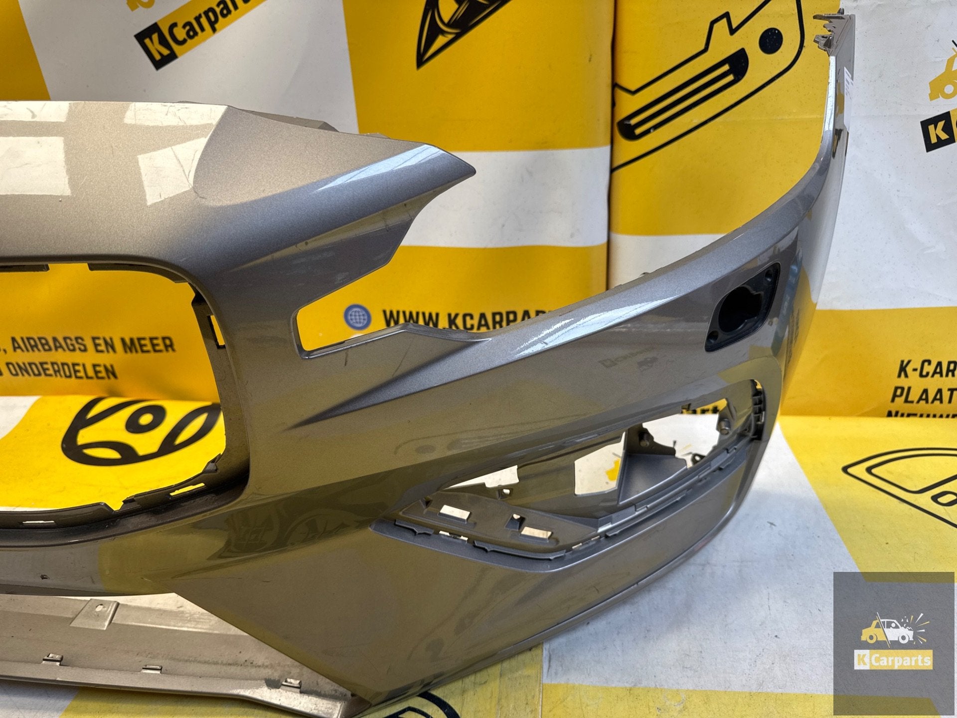 Voorbumper volvo s60 V60 2016-2023 origineel 31690589, Info@fabrikant.eu, Ophalen of Verzenden, Volvo, Bumper