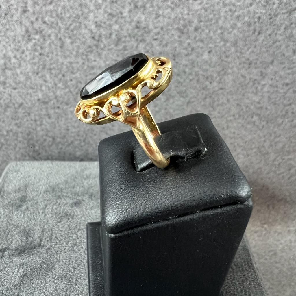 Gouden Ring | 18k | 3,98g | ovale granaat | 16,5g | 406621, Sieraden, Tassen en Uiterlijk, Ringen, Gebruikt, Ophalen of Verzenden