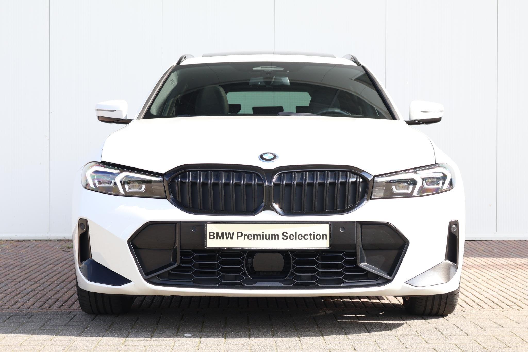 BMW 3-serie Touring 320e | M-Sport Pakket | Panorama Dak | P, Auto's, 1998 cc, Gebruikt, 4 cilinders, Met garantie (alle)