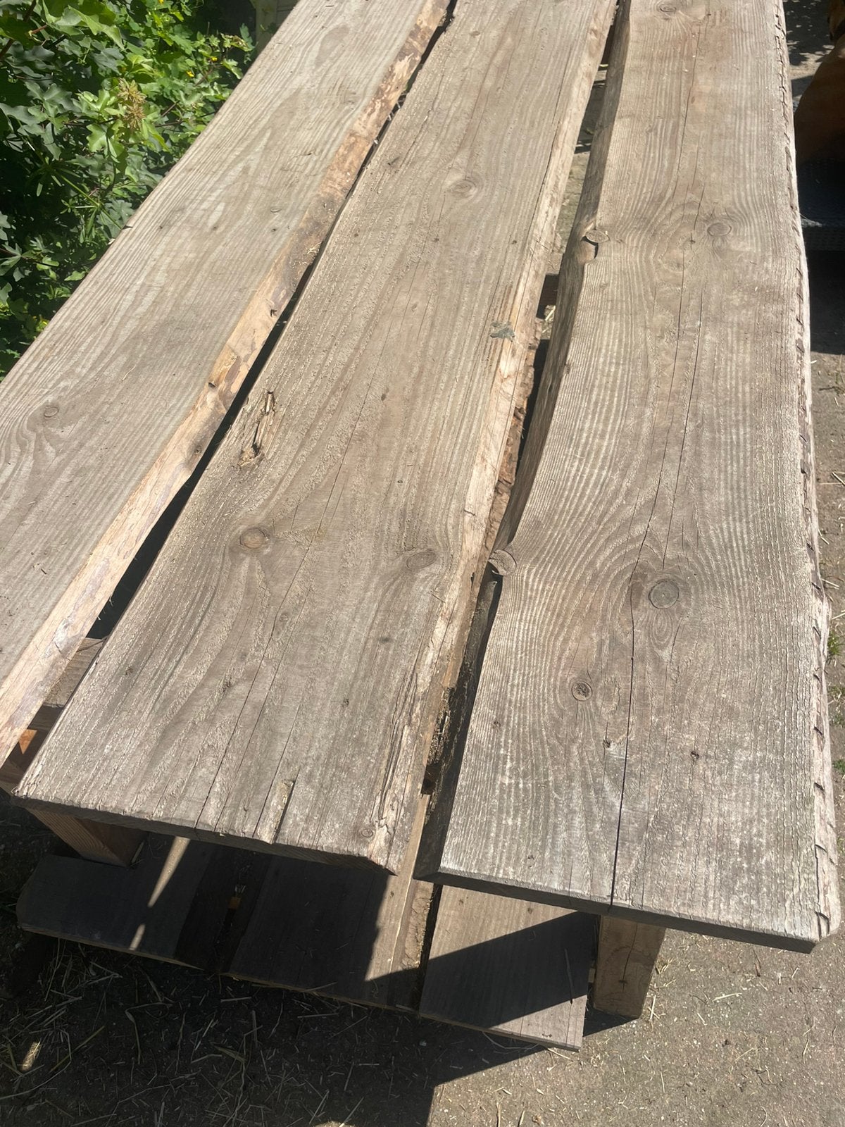 Tuintafel, landelijk en robuust, Ophalen, Zo goed als nieuw, Rechthoekig, Hout
