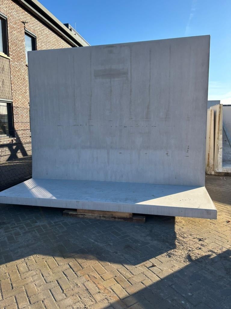 2 stuks nieuwe B-keus keerwanden, Ophalen of Verzenden, Nieuw
