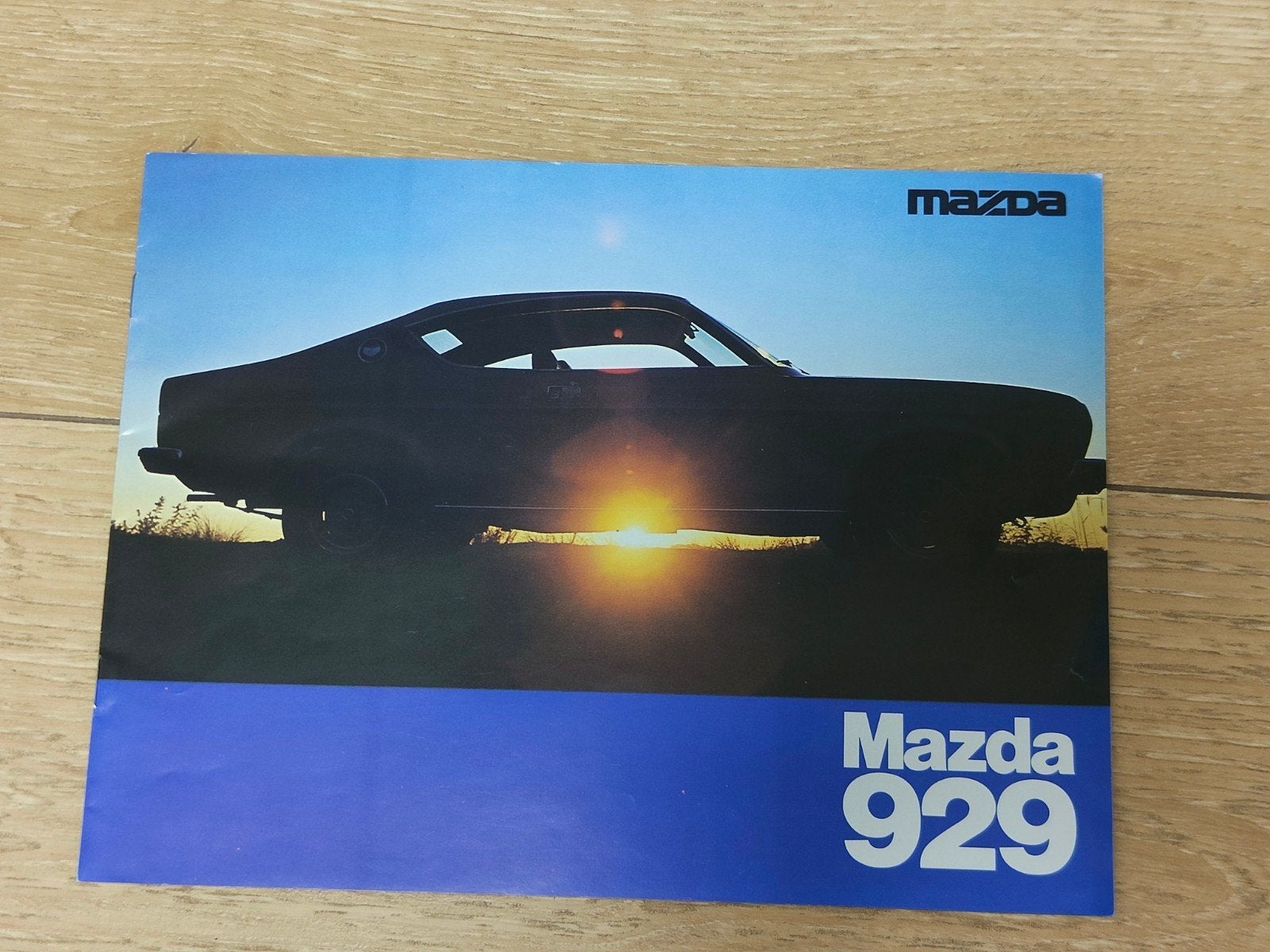 Autofolder Mazda 929, Ophalen of Verzenden, Zo goed als nieuw, Mazda