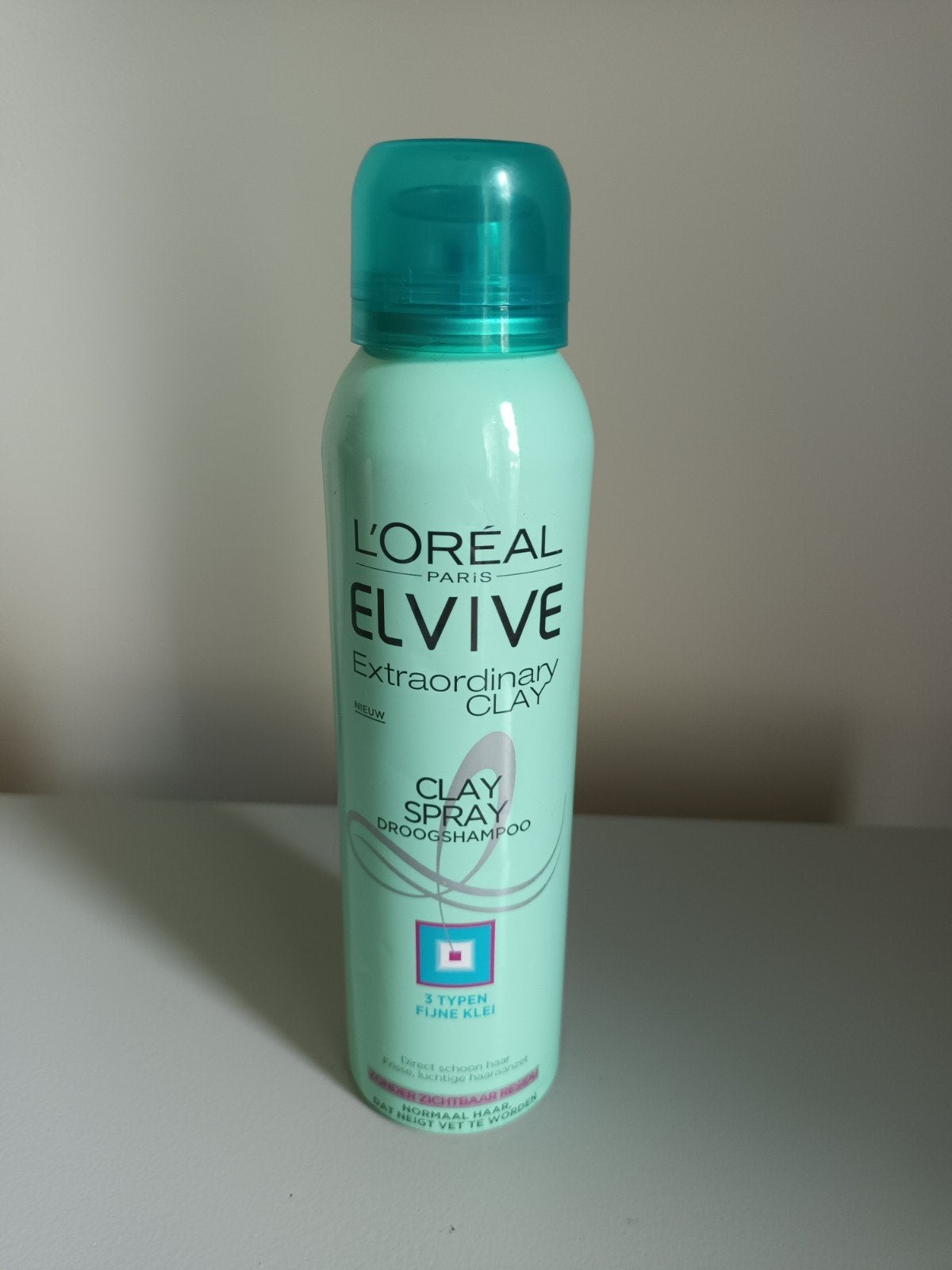 Gratis droogshampoo gebruikt Elvive Clay spray klei, Ophalen of Verzenden, Gebruikt, Shampoo of Conditioner