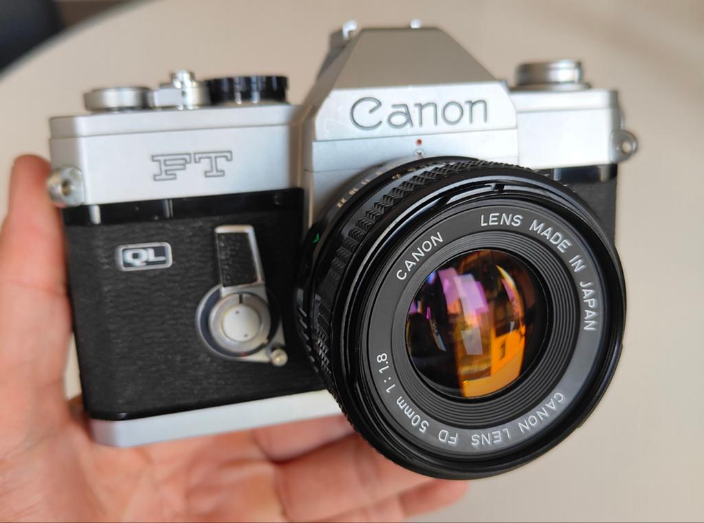 Canon FT QL met 50mm f/1.8 lens, Audio, Tv en Foto, Fotocamera's Analoog, Ophalen of Verzenden, Gebruikt, Spiegelreflex, Canon