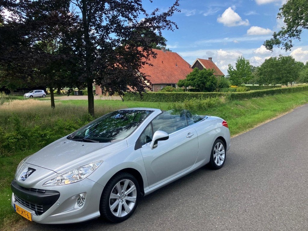 Peugeot 308 1.6 THP CC AUT 2009 Grijs Feline uitvoering, Auto's, Peugeot, Automaat, Achterwielaandrijving, Zwart, 4 cilinders