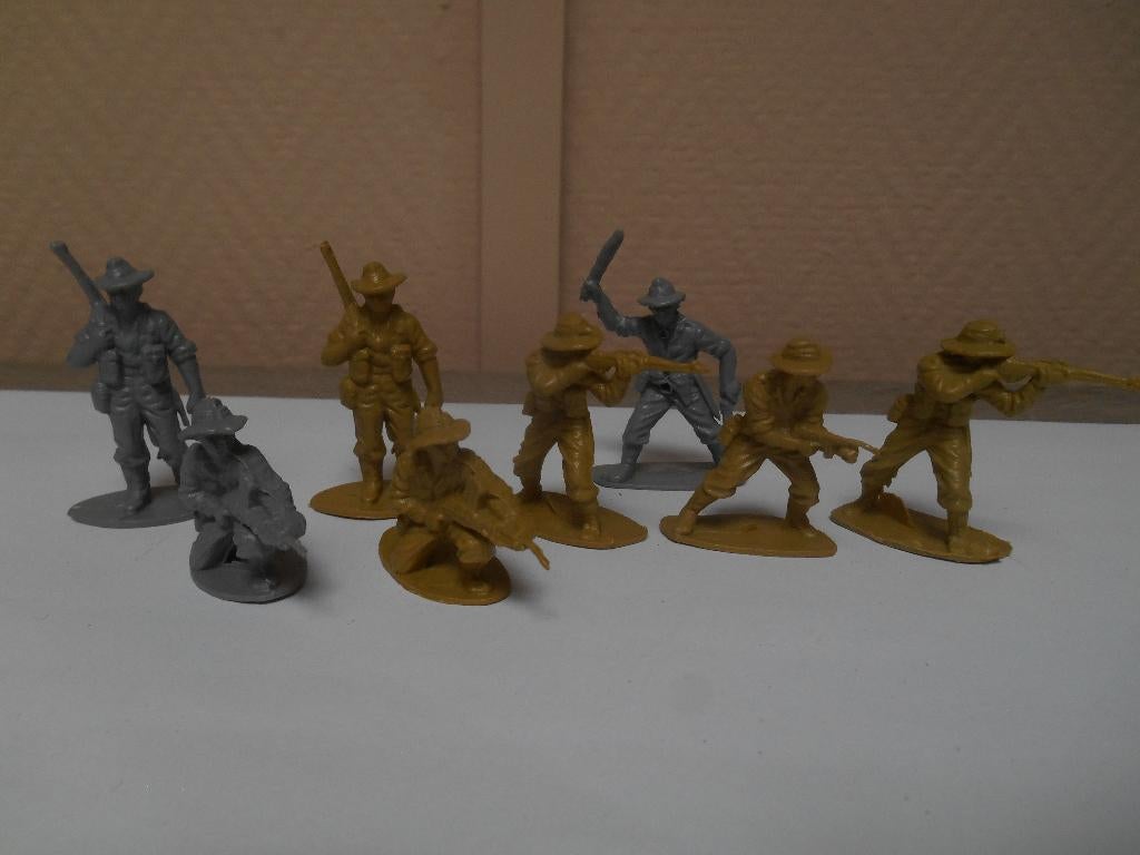 Airfix 1/32 australische infanterie geel en grijs plastic, Ophalen, Gebruikt, 1:35 tot 1:50, Figuur of Figuren