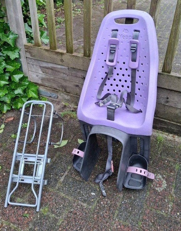 Mooi paars GMG Yepp Achterzitje incl. Easyfit Carrier XL, Achterzitje, Yepp, Ophalen of Verzenden, Gebruikt