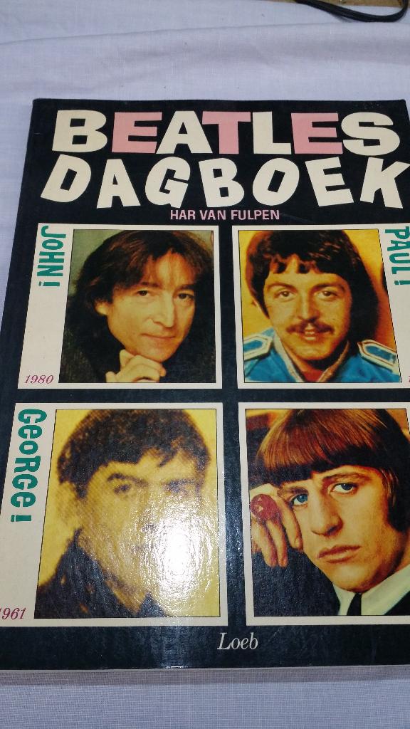 Beatles dagboek 1982 van de Nederlandse fanclub, Boeken, Muziek, Ophalen of Verzenden, Zo goed als nieuw, Artiest