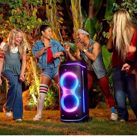 JBL PartyBox 110 te huur inclusief 1 draadloze microfoon, Ophalen, Zo goed als nieuw, Luidspreker(s)