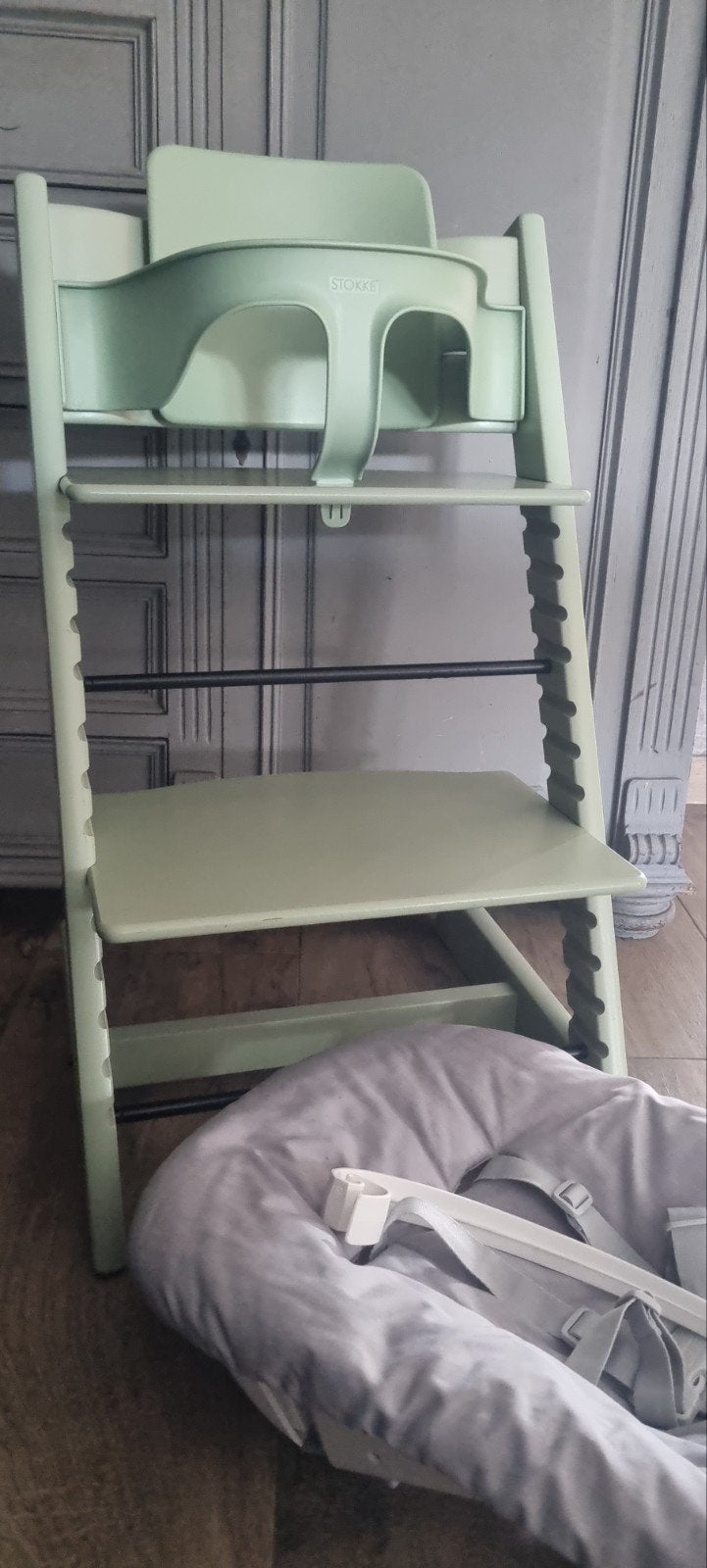 Stokke Tripp Trapp complete set Soft Mint, Kinderen en Baby's, Ophalen of Verzenden, Zo goed als nieuw, Meegroeistoel, Aanschuifbaar