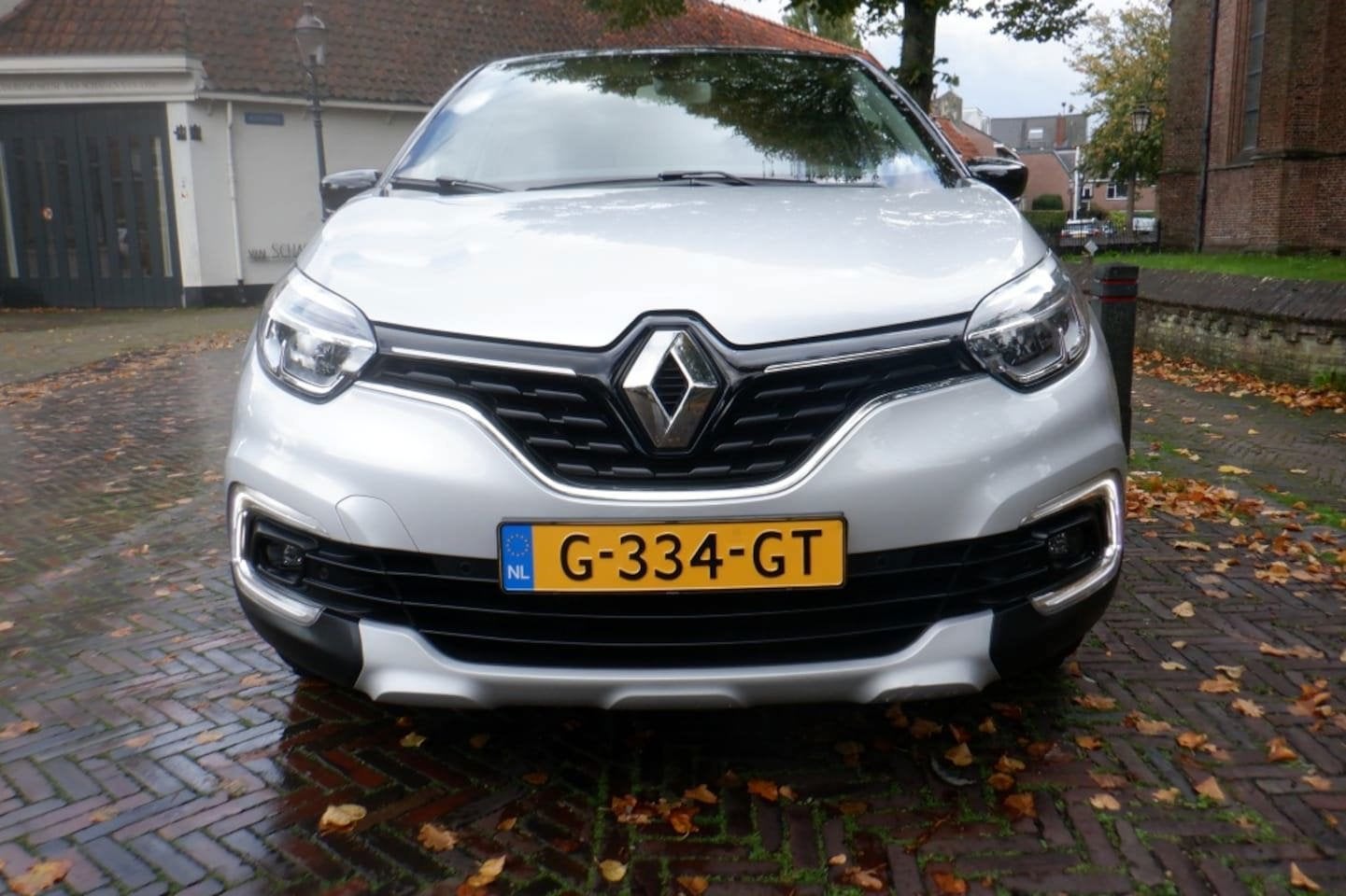 Renault Captur TCe 90pk S&S INTENS-LEER-PDC-NAVI-BOVAG, Voorwielaandrijving, 898 cc, Gebruikt, Euro 6