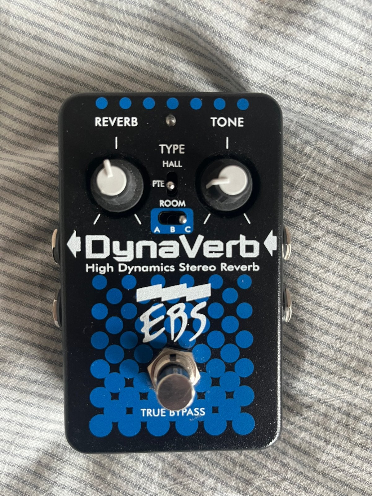 EBS DynaVerb High Dynamics Stereo Reverb Pedaal, Muziek en Instrumenten, Effecten, Ophalen of Verzenden, Zo goed als nieuw, Reverb