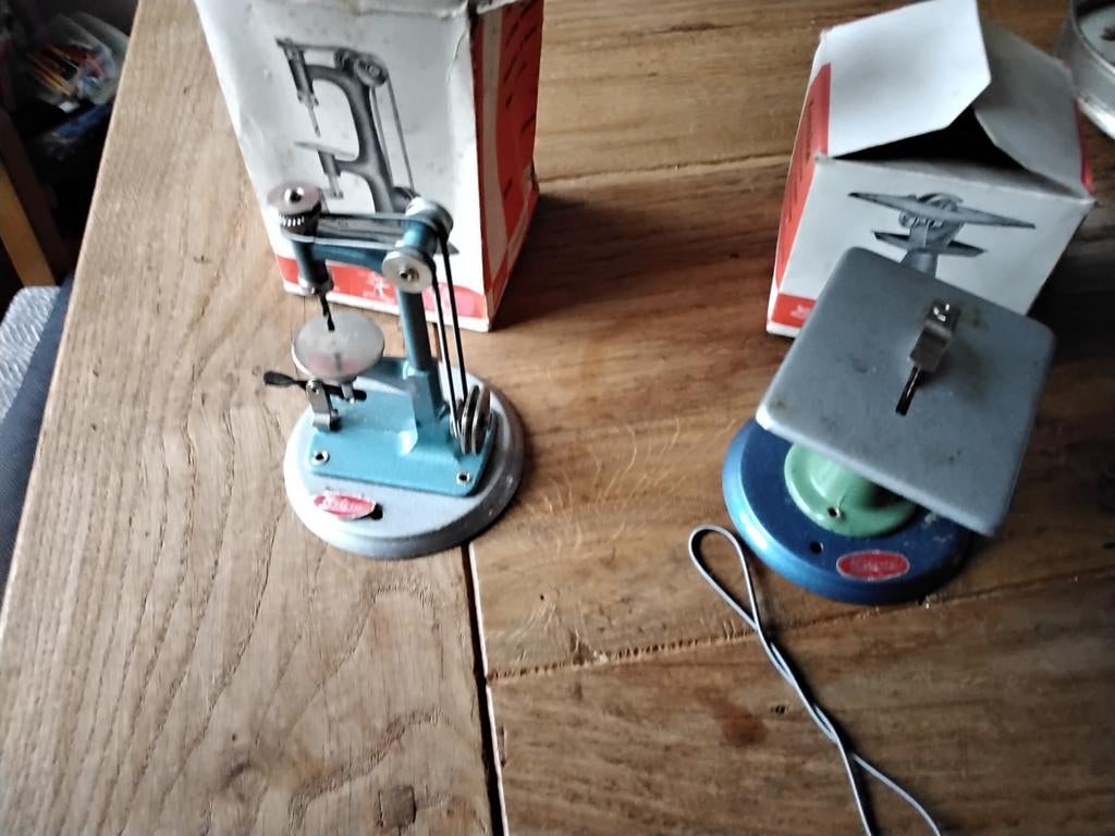 Stoommachine aandrijfmodellen  wilesco in doosje, Ophalen of Verzenden