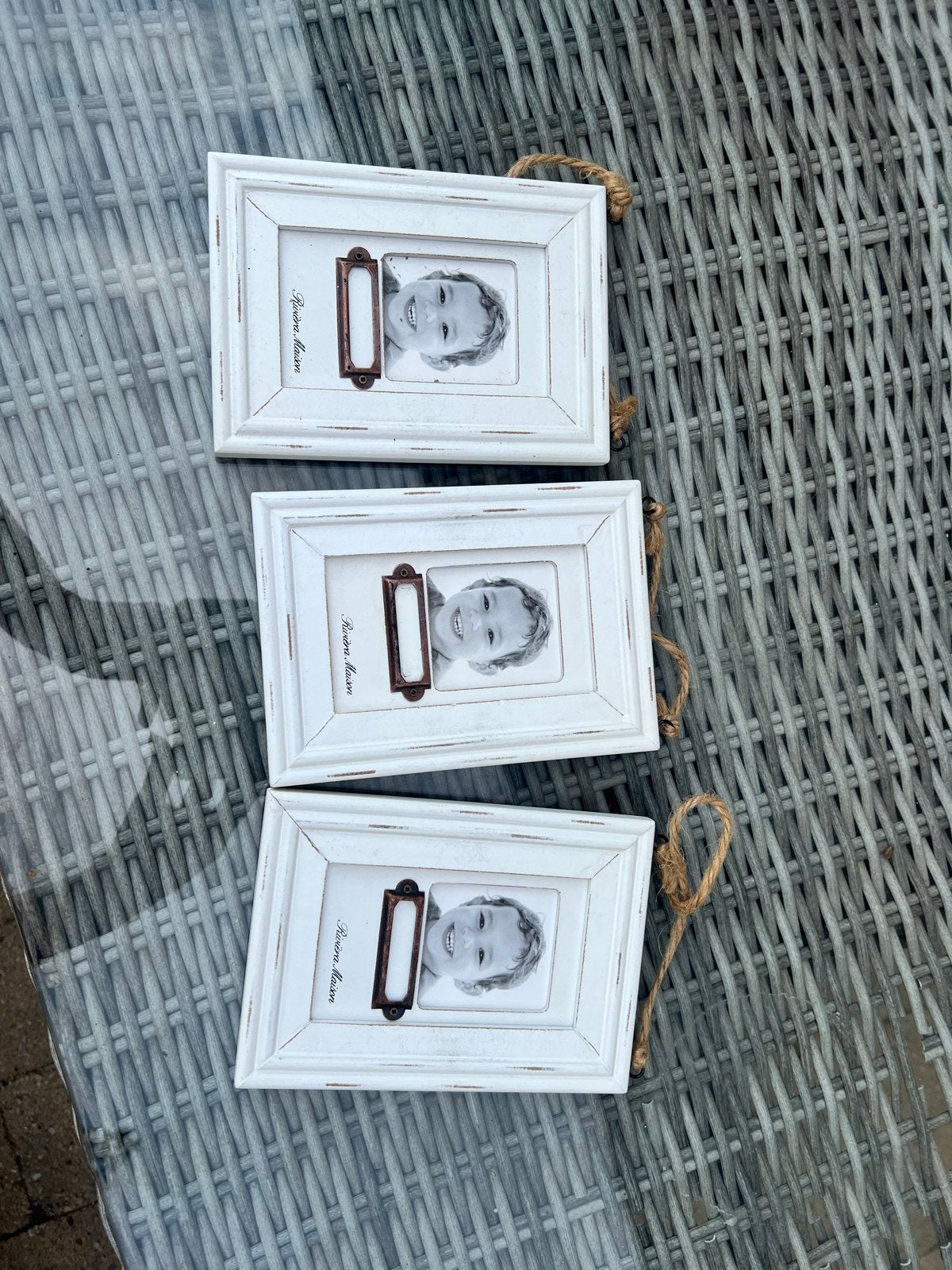 Set van 3 Riviera Maison fotolijstjes, wit hout, Ophalen, Zo goed als nieuw, Fotolijst, Wit