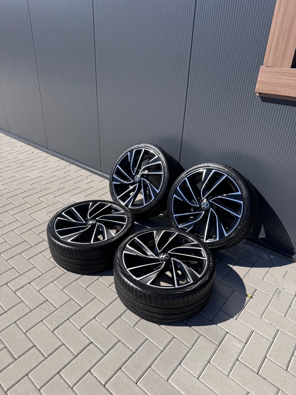 Origineel VW Golf GTI Adelaide Velgen 19 inch 5x112, Auto-onderdelen, Banden en Velgen, Velg(en), 235 mm, Zomerbanden, Ophalen