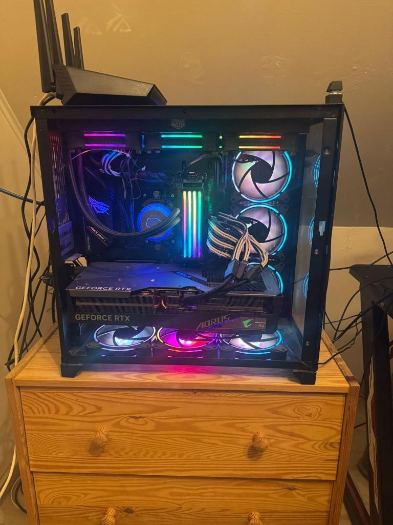 Gaming PC Rtx 4080 SUPER Aorus Master Ryzen 7 5800X3D, Computers en Software, Desktop Pc's, Ophalen, 32 GB, Zelf gebouwde pc, Zo goed als nieuw