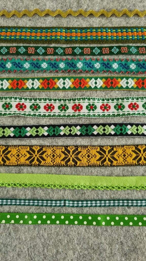 Diverse vintage sierband, Hobby en Vrije tijd, Ophalen of Verzenden, Zo goed als nieuw, Lint, Band of Elastiek