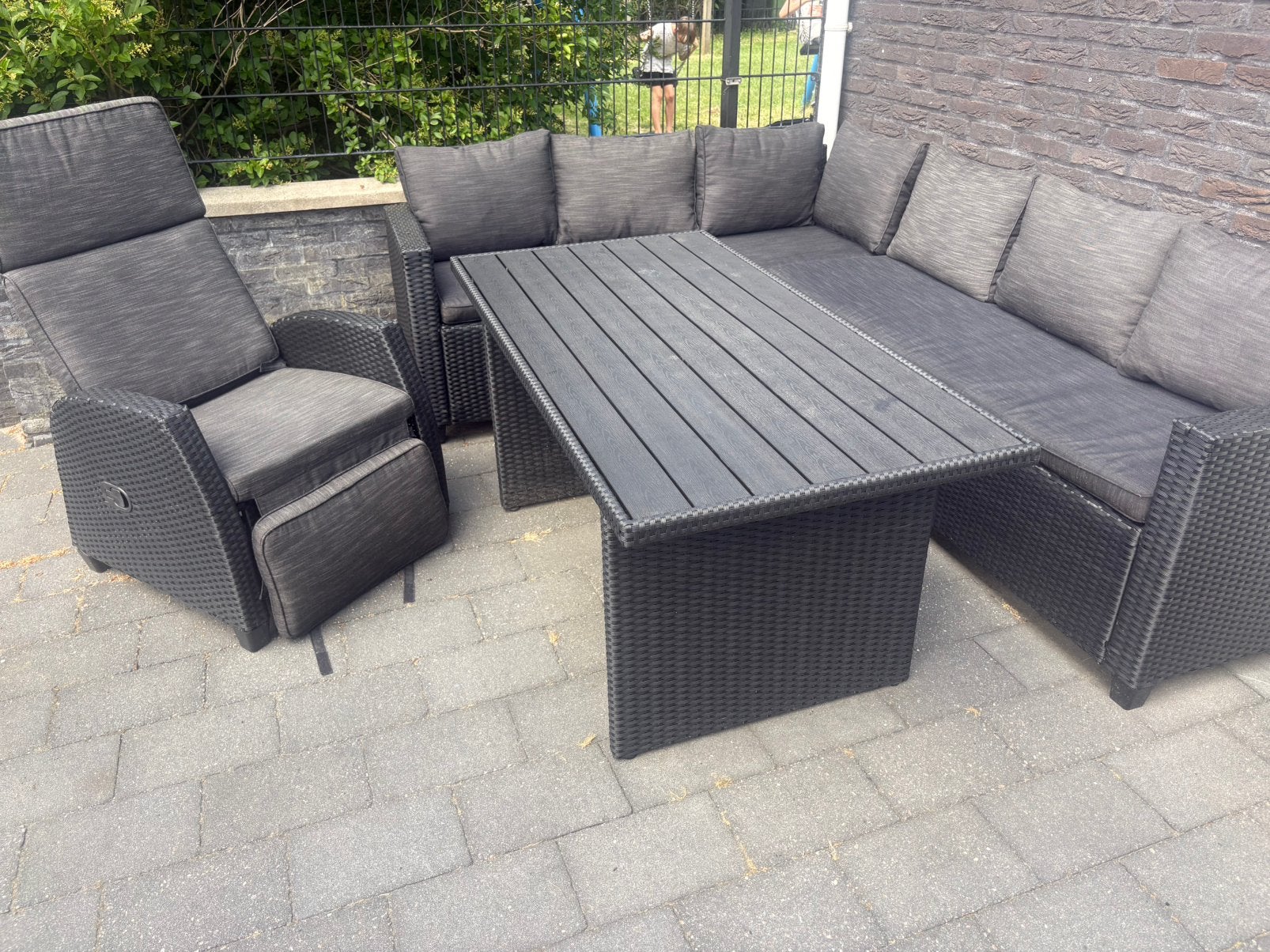 Loungeset met ligstoel, Ophalen, Zo goed als nieuw, Kunststof