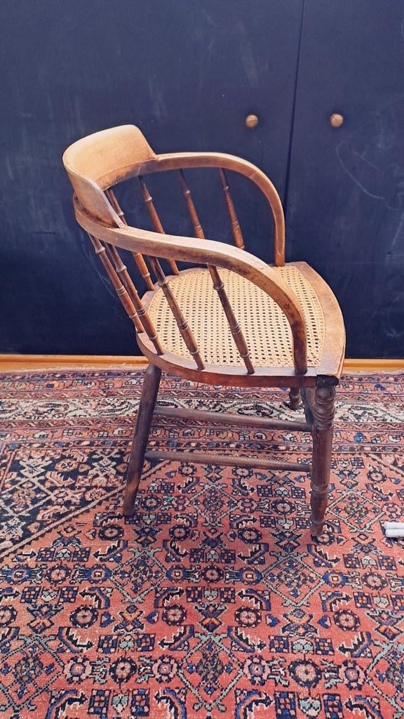 Vintage houten bureaustoel met rotan zitting, Ophalen
