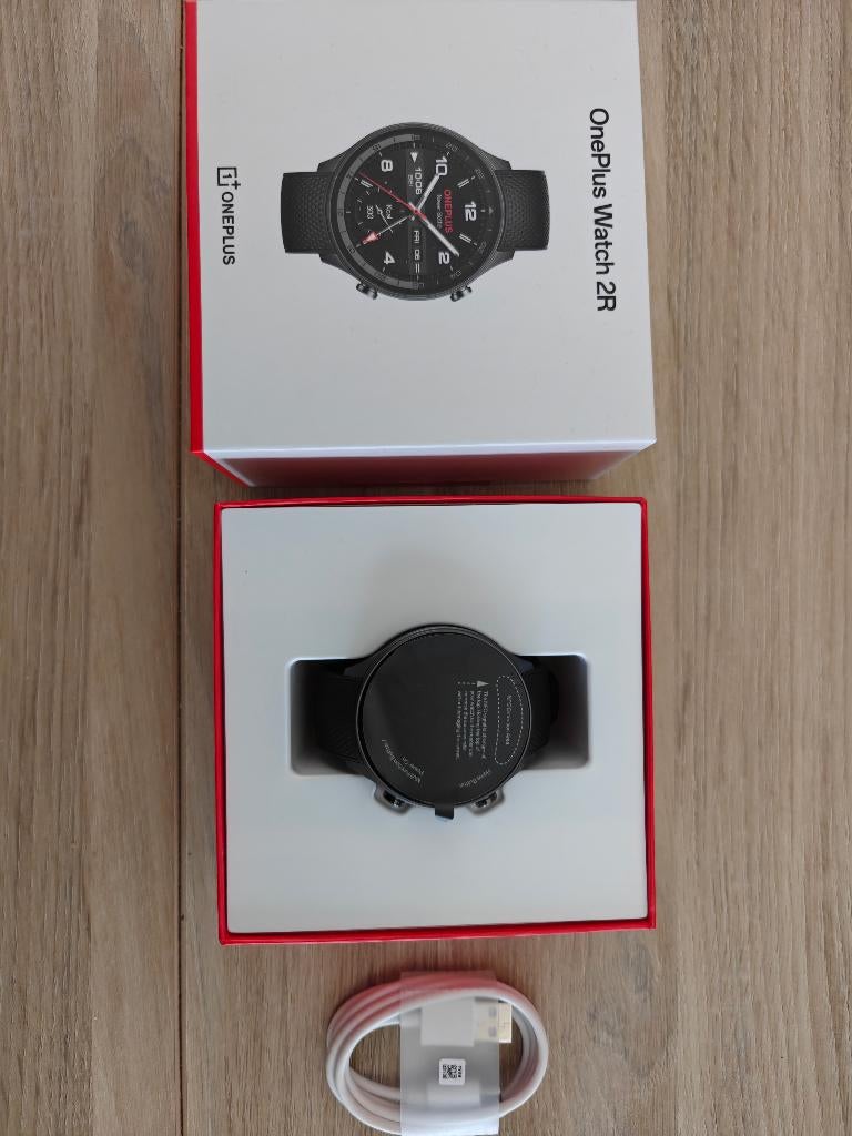 ONGEBRUIKT: OnePlus Watch 2R | 100u Batterij & Wear OS 4, Zwart, Nieuw, Ophalen of Verzenden, Waterdicht