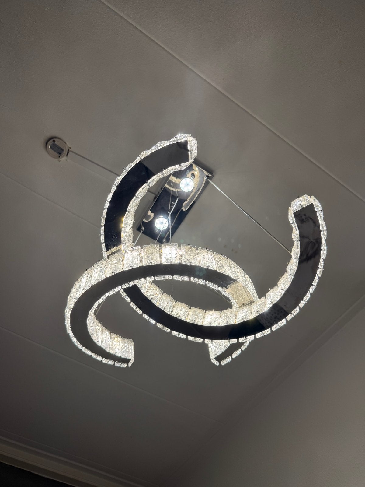 Moderne LED Plafondlamp Kristal Design, Ophalen of Verzenden, Zo goed als nieuw, Glas, Overige fittingen