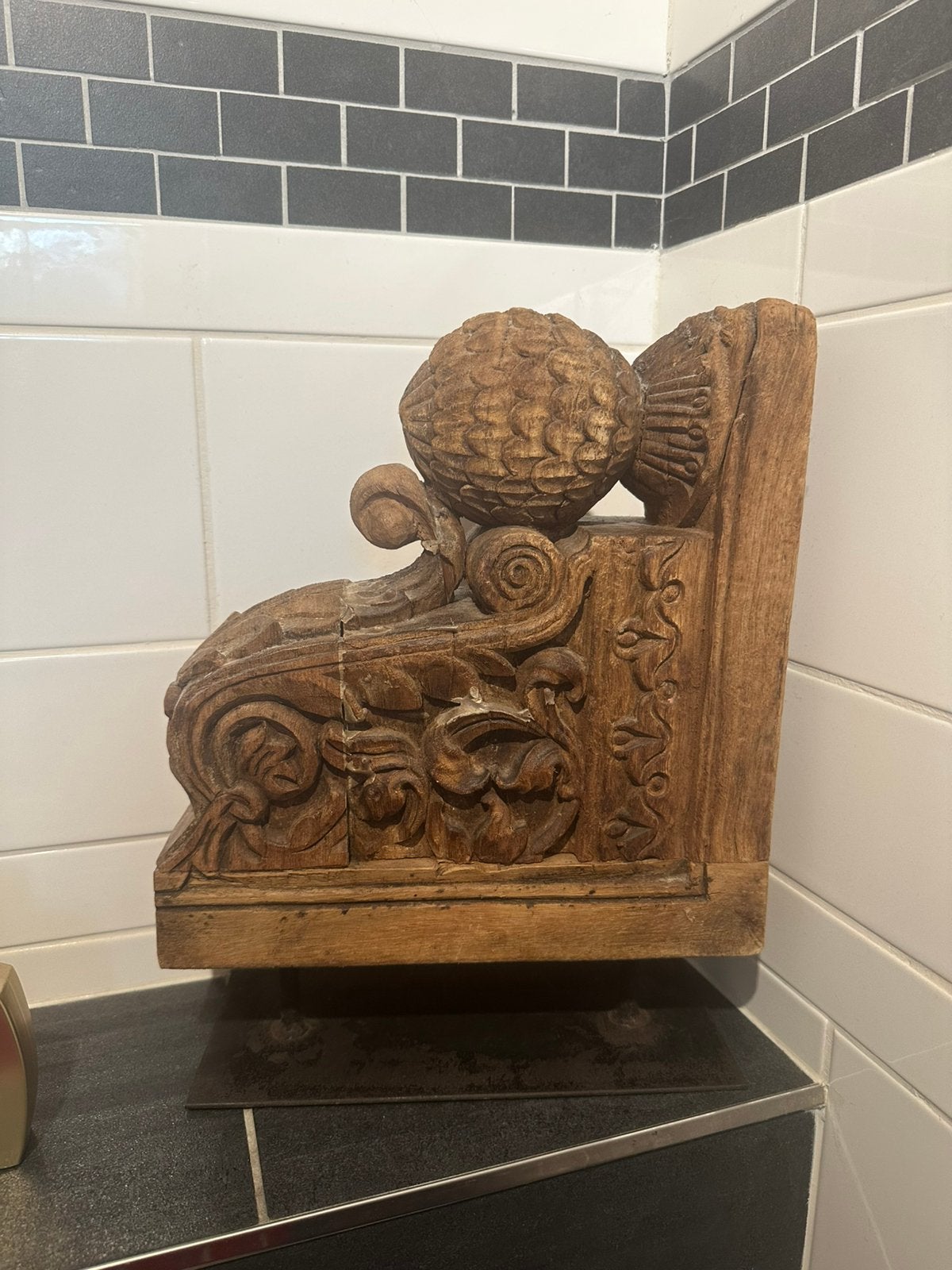 Mooi oud houten ornament op ijzeren voet, Ophalen of Verzenden