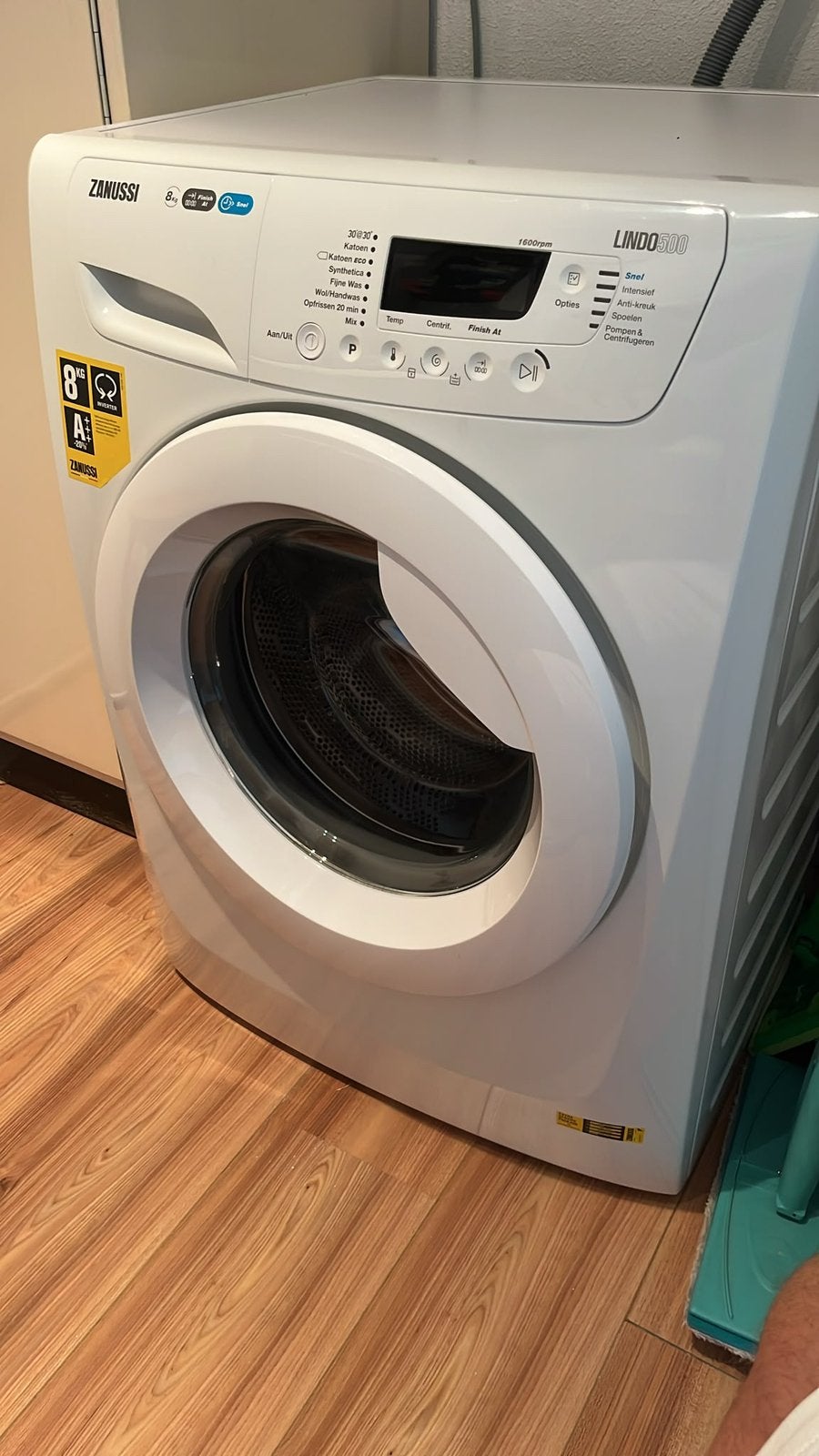 Wasmachine zanussi, Ophalen, Zo goed als nieuw, 1200 tot 1600 toeren, 85 tot 90 cm