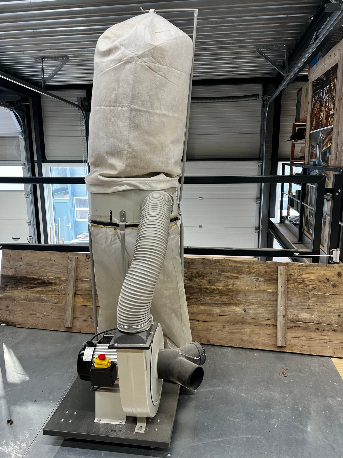 Afzuiginstallatie 240V met noodstop en 2x Ø100mm aansluiting, Ophalen, Nb, Nb, Nb