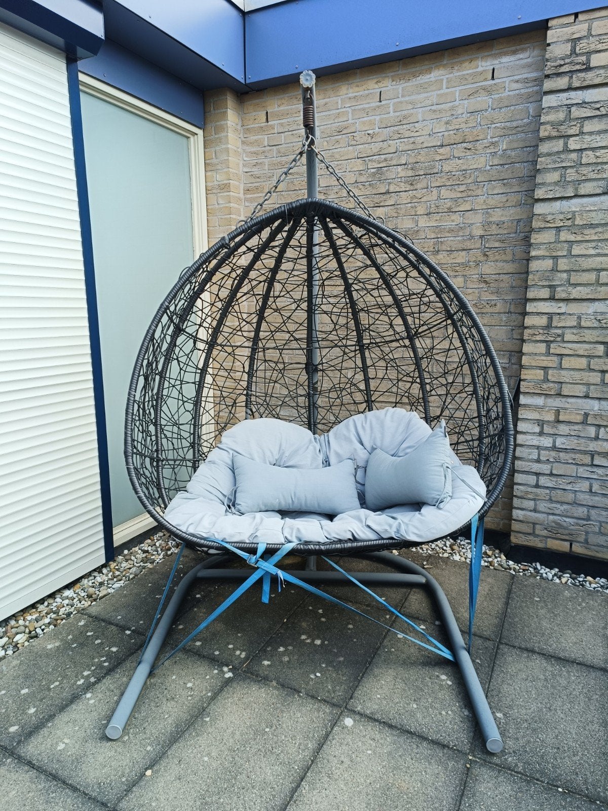 Hangstoel met standaard en kussens - Gebruikt, Tuin en Terras, Ophalen, Gebruikt, Metaal