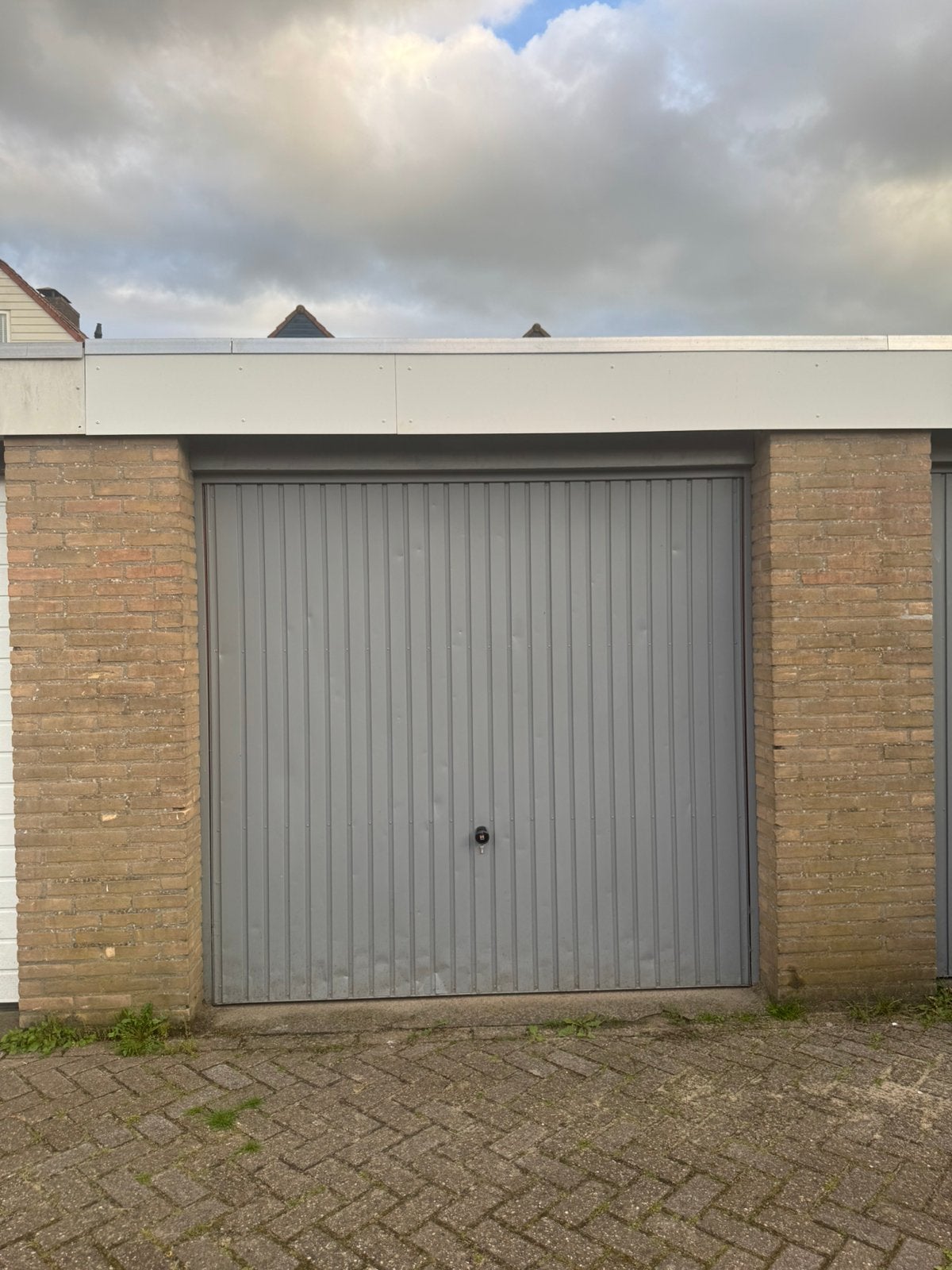 Garagebox te koop - Bergen op Zoom