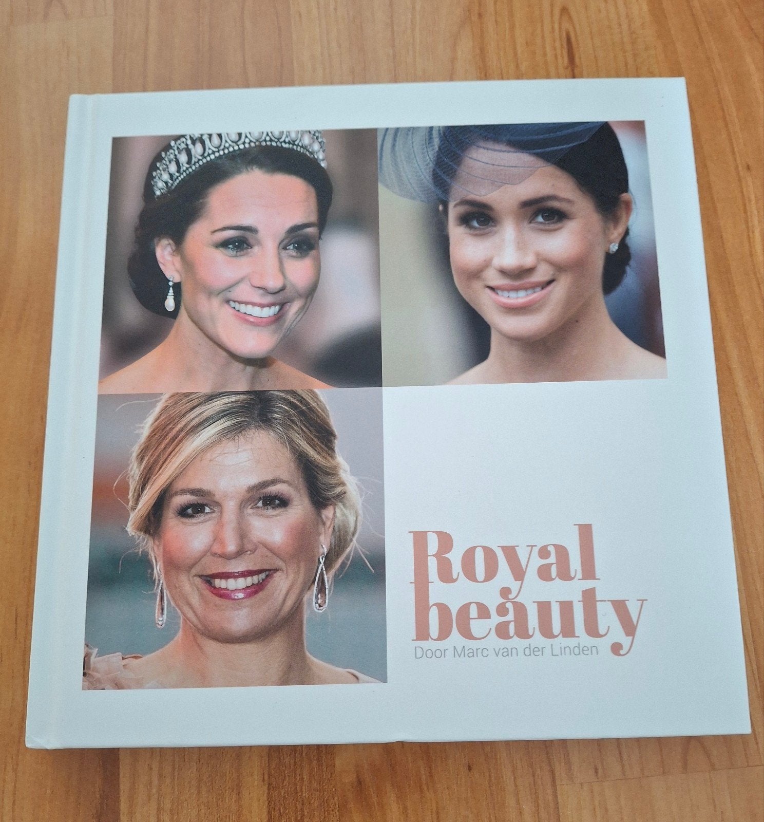 boek roval beauty, Ophalen, Zo goed als nieuw, Tijdschrift of Boek