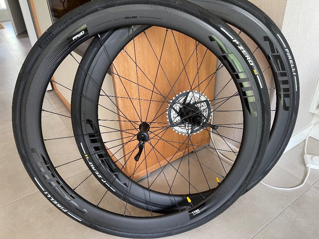 FFWD Tyro Carbon Wielen Velgrem SRAM XDR, Fietsen en Brommers, Fietsonderdelen, Wiel, Ophalen of Verzenden, Racefiets, Carbon