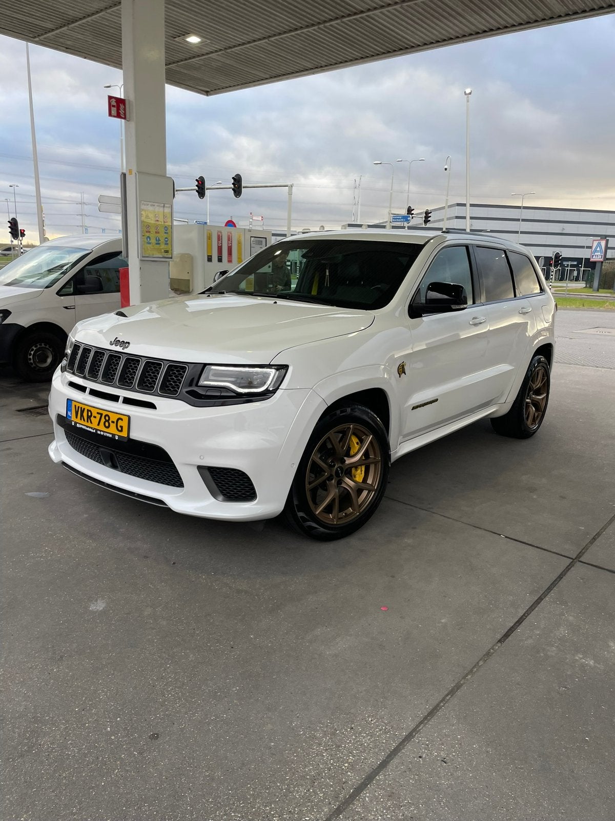 Jeep Grand Cherokee Trackhawk 2018, Auto's, 2421 kg, 710 pk, Wit, 6166 cc