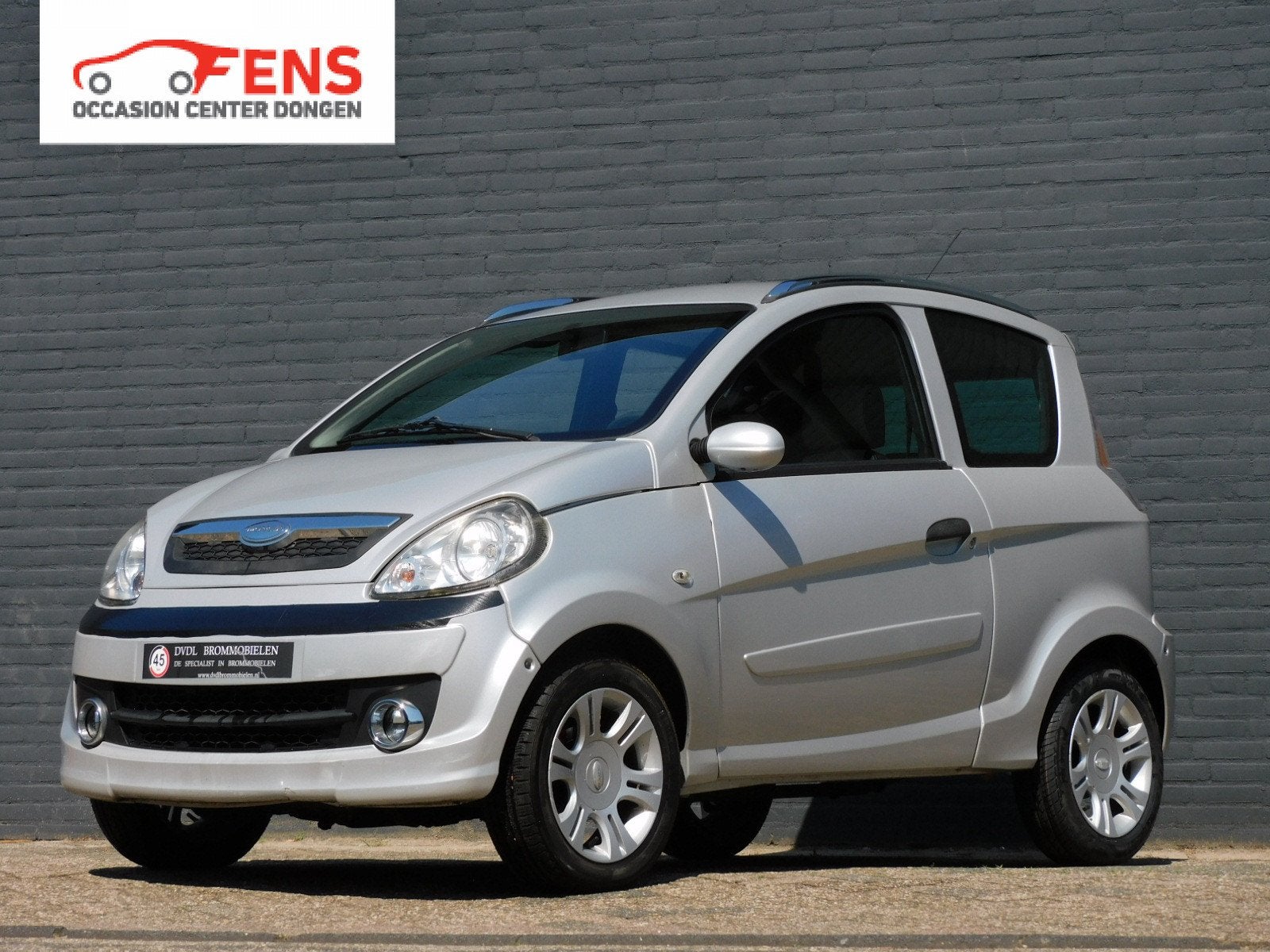 Microcar Brommobiel M.GO SXI PARKEERSENSOREN! AUX/USB!, Diversen, Fens Occasion Center Dongen, Info@focd.nl, Lage Ham 106
5102AE  DONGEN, NL
