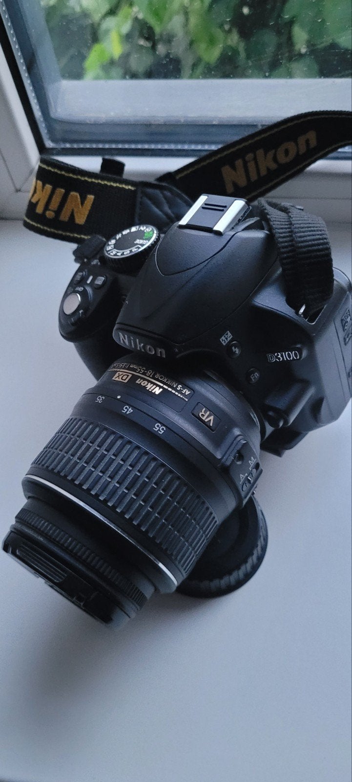 Nikon D3100 Spiegelrefl.cam. met AF-S 18-55 of18-105 mm lens, Ophalen of Verzenden