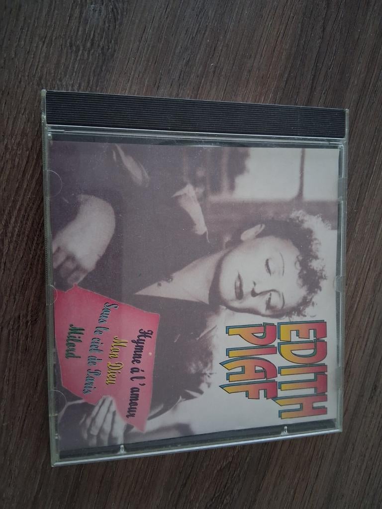 Edith Piaf CD - Klassieke Franse Chansons, Ophalen of Verzenden, Zo goed als nieuw