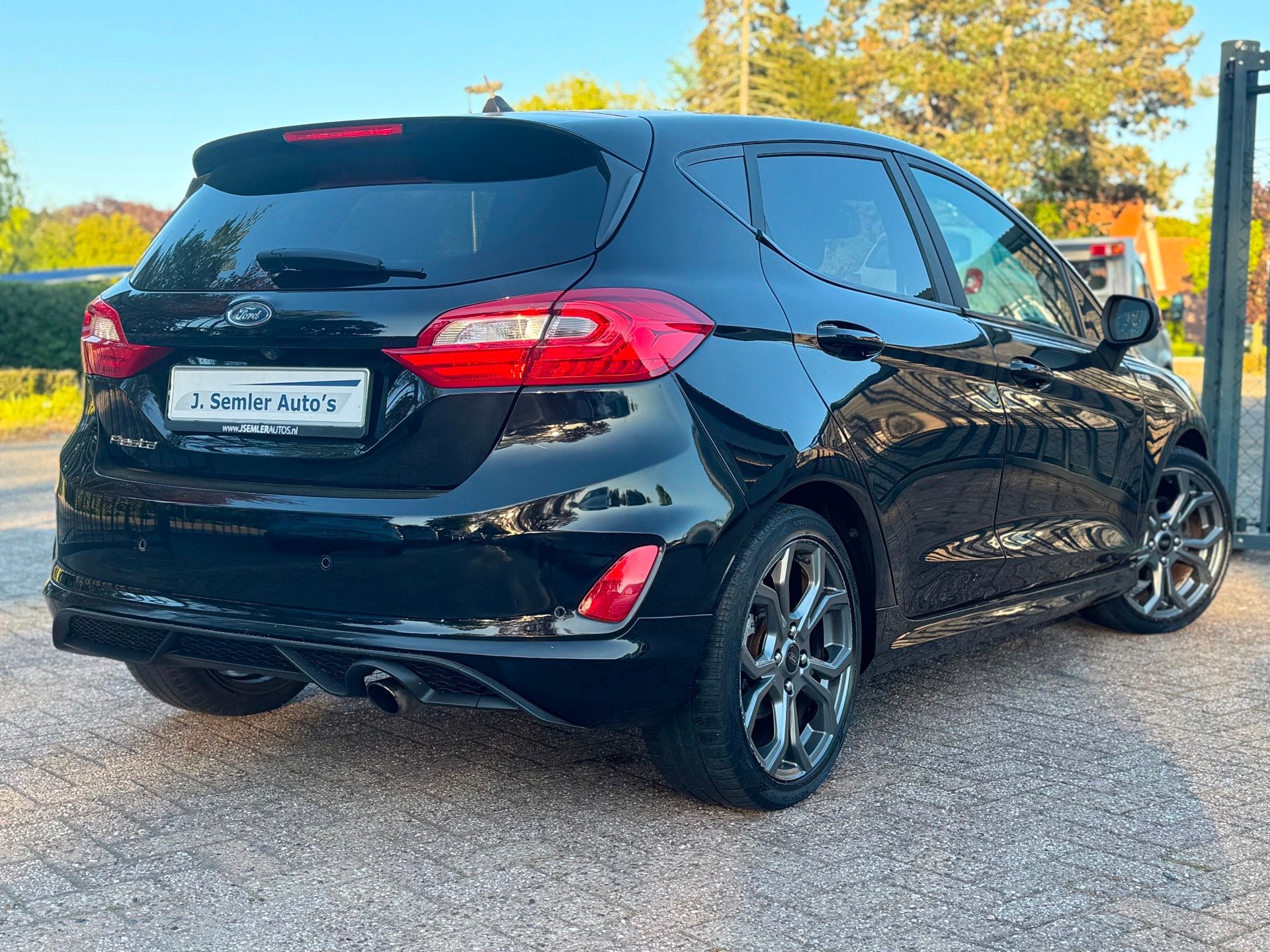 Ford Fiesta 1.0 EcoBoost ST-Line BLACK&RED NAVI B&O CAMERA C, Auto's, Ford, Voorwielaandrijving, Gebruikt, Origineel Nederlands