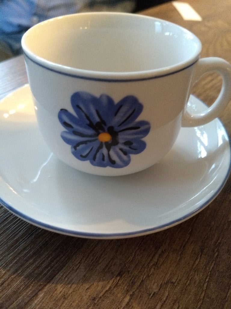 Koffie kopje, Huis en Inrichting, Keuken | Servies, Ophalen of Verzenden, Zo goed als nieuw, Overige stijlen, Kop(pen) en/of Schotel(s)