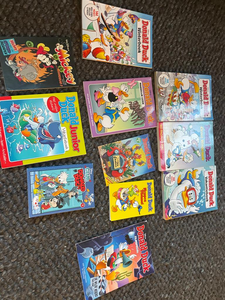 Grote collectie Donald Duck boeken, Boeken, Stripboeken, Gelezen, Meerdere stripboeken, Ophalen of Verzenden