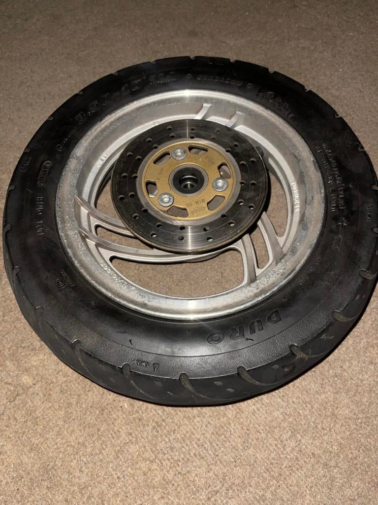 Peugeot scooter voorband, Fietsen en Brommers, Ophalen of Verzenden, Gebruikt, Overige typen, Peugeot