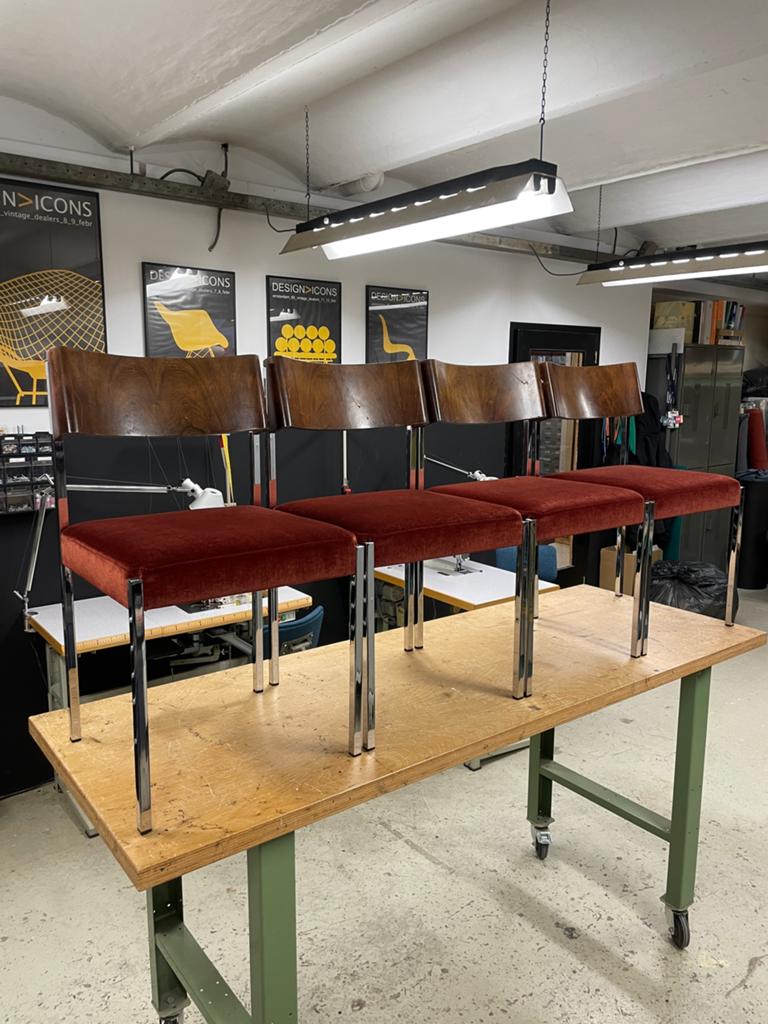 4 Design stoelen, Antiek en Kunst, Kunst | Designobjecten, Ophalen